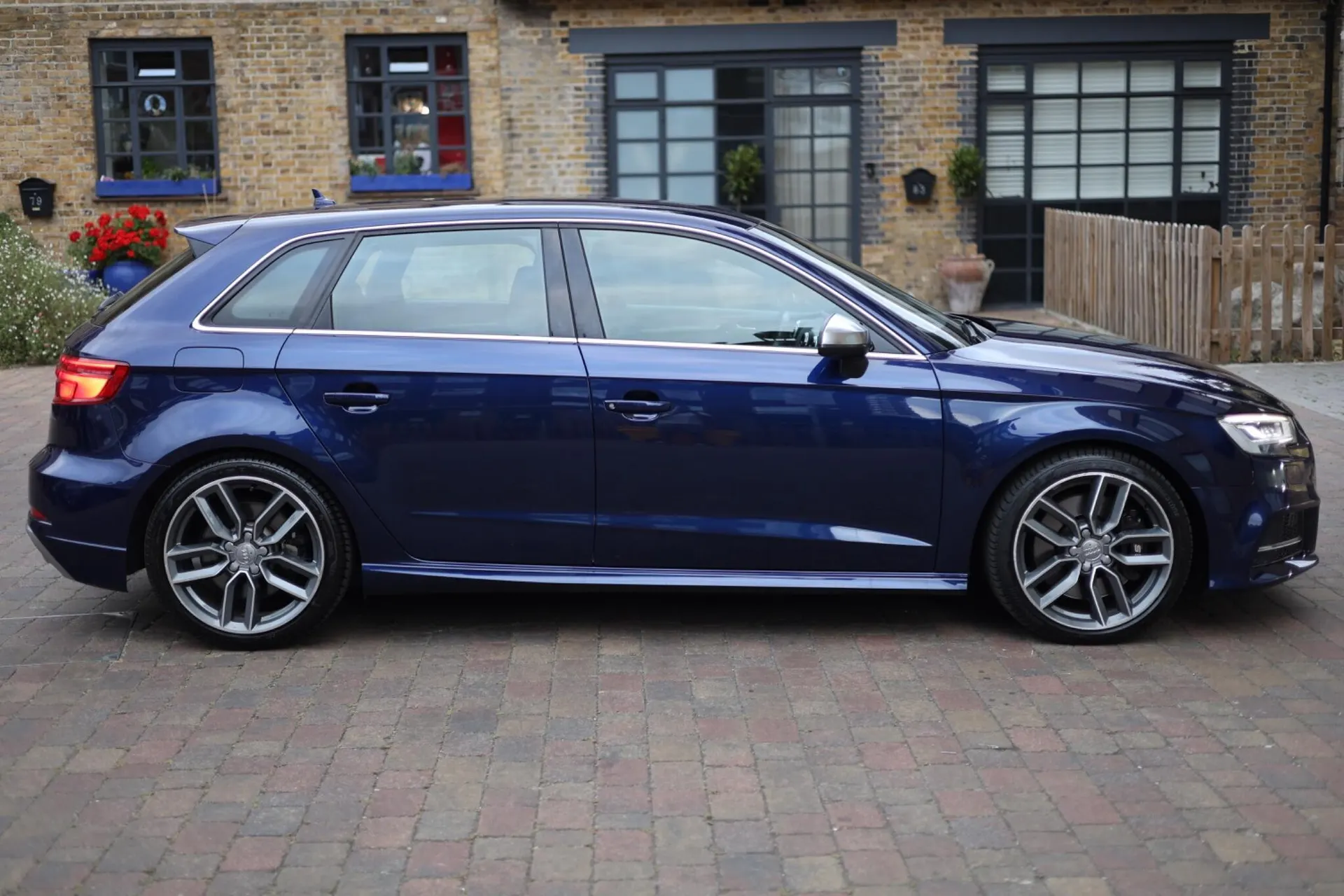 2017 Audi S3 2.0 TFSI Sportback S Tronic quattro Euro 6 (s/s) 5dr — photo 12