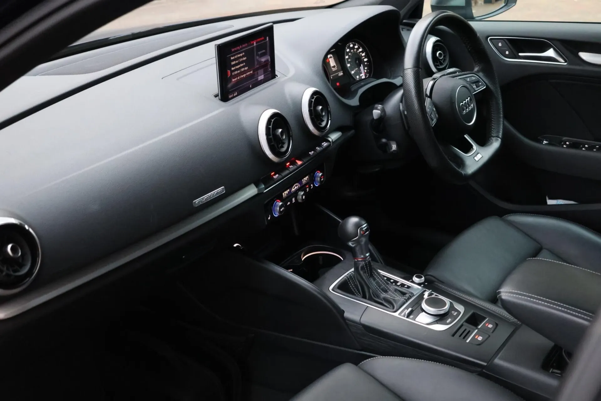 2017 Audi S3 2.0 TFSI Sportback S Tronic quattro Euro 6 (s/s) 5dr — photo 14