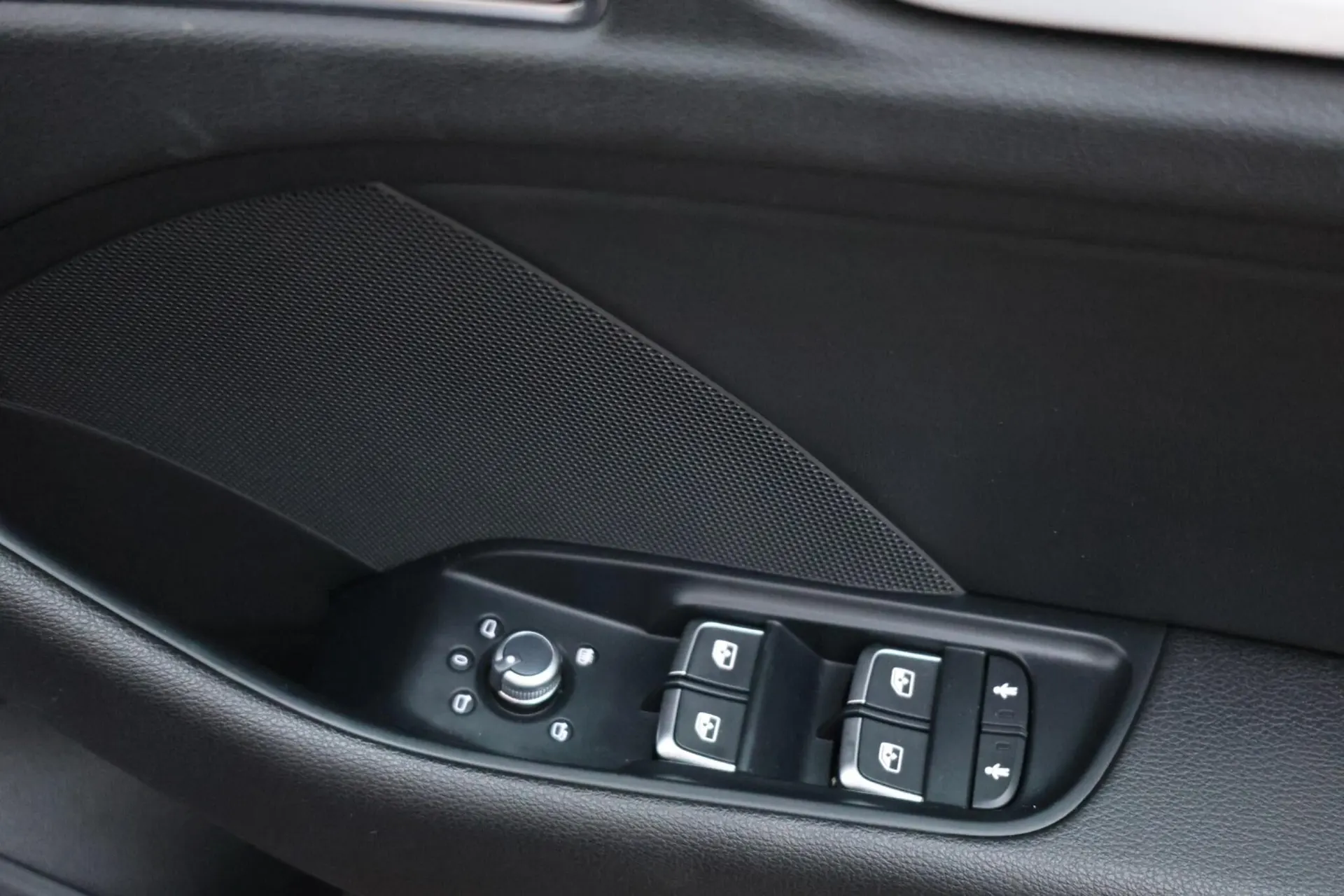 2017 Audi S3 2.0 TFSI Sportback S Tronic quattro Euro 6 (s/s) 5dr — photo 20