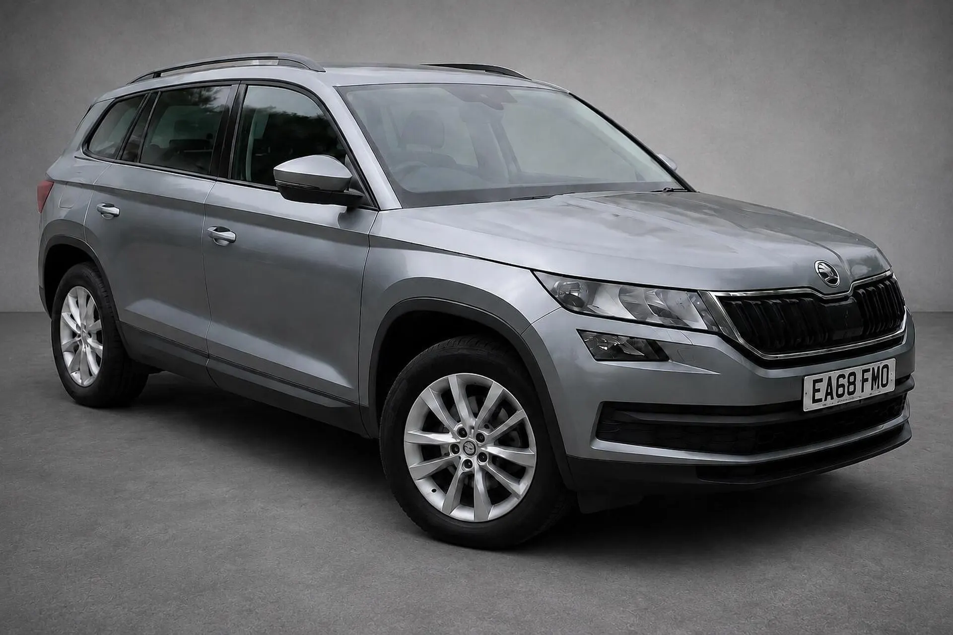 2019 Skoda Kodiaq 1.5 TSI ACT SE DSG Euro 6 (s/s) 5dr (7 Seat) in Grey — front three-quarter