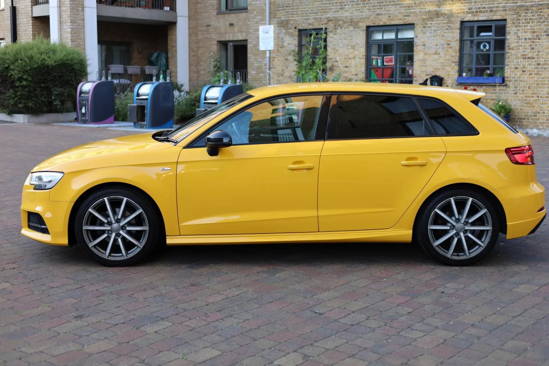 2019 Audi A3 1.5 TFSI CoD 35 Black Edition Sportback S Tronic Euro 6 (s/s) 5dr in Yellow — rear seats