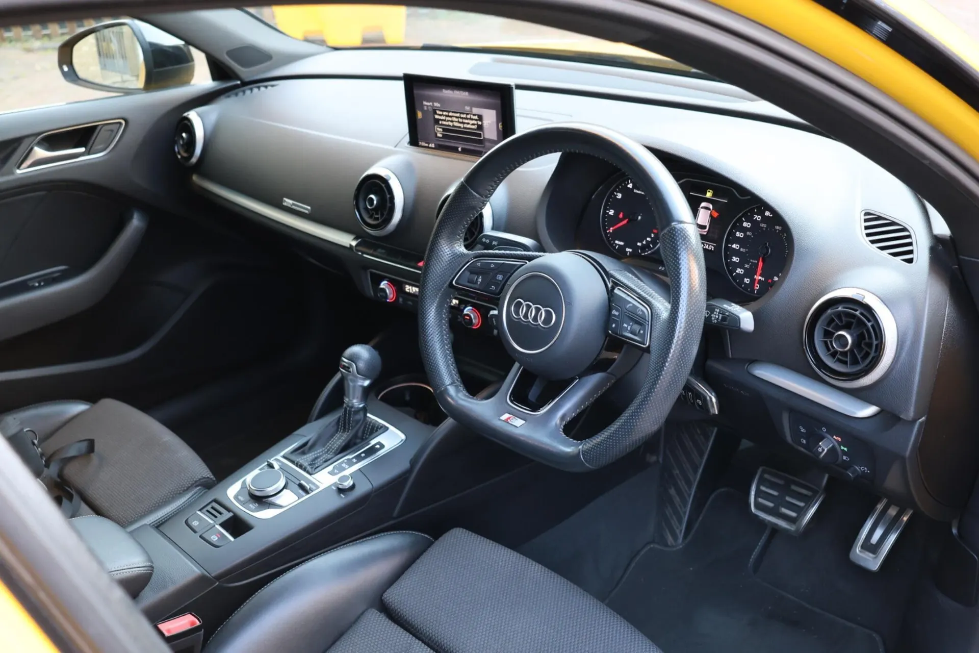 2019 Audi A3 1.5 TFSI CoD 35 Black Edition Sportback S Tronic Euro 6 (s/s) 5dr in Yellow — photo 10