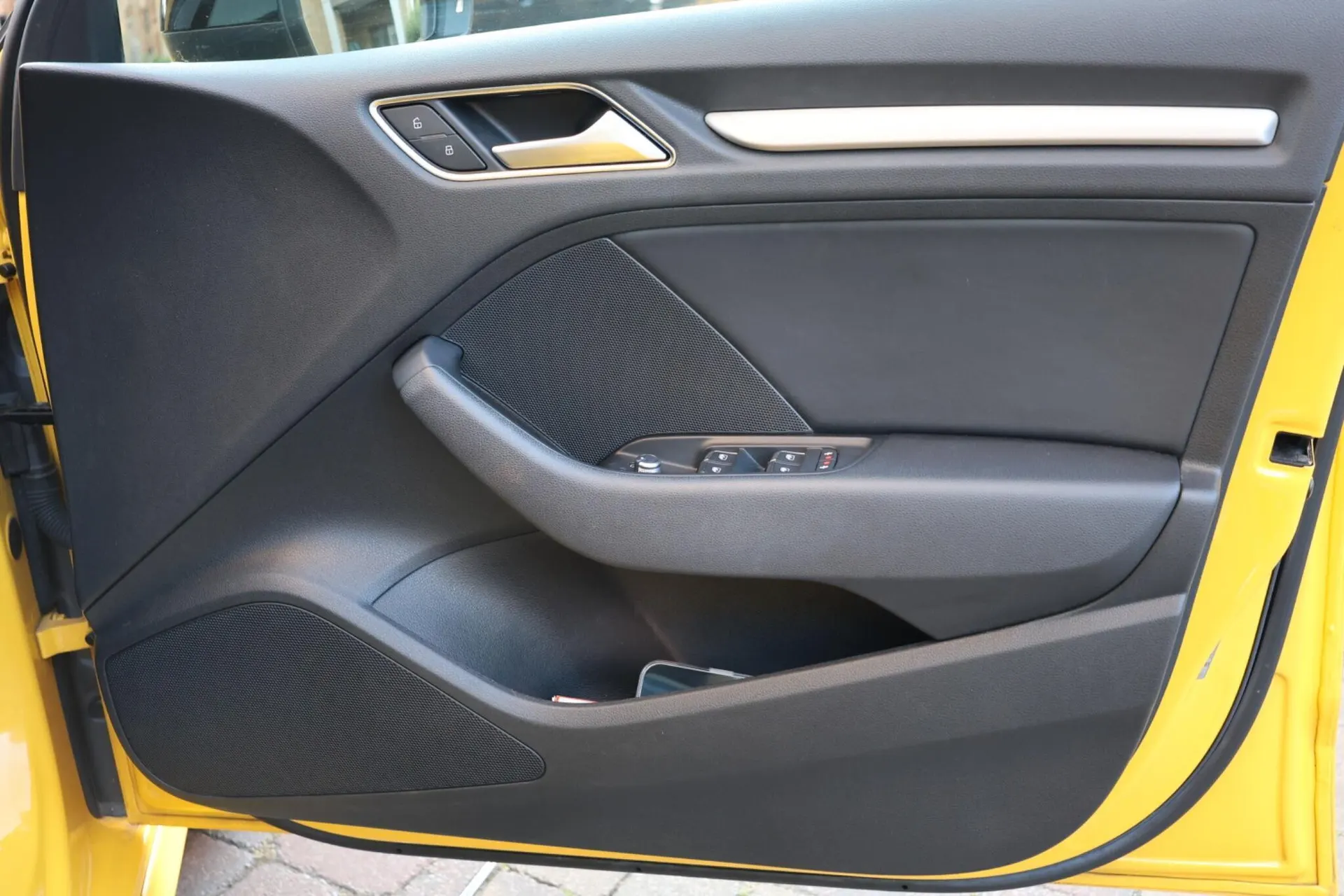 2019 Audi A3 1.5 TFSI CoD 35 Black Edition Sportback S Tronic Euro 6 (s/s) 5dr in Yellow — photo 17