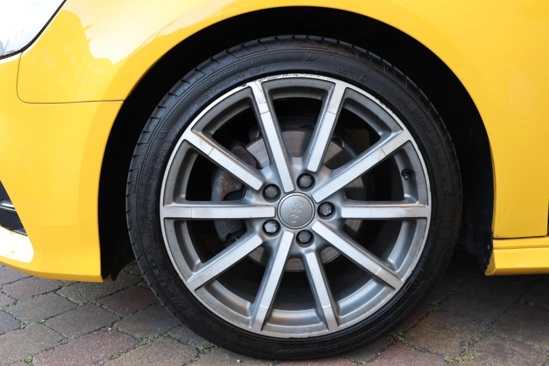2019 Audi A3 1.5 TFSI CoD 35 Black Edition Sportback S Tronic Euro 6 (s/s) 5dr in Yellow — photo 24