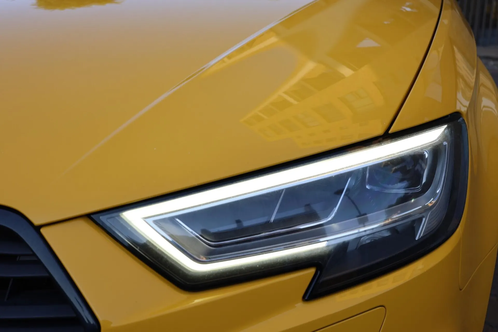 2019 Audi A3 1.5 TFSI CoD 35 Black Edition Sportback S Tronic Euro 6 (s/s) 5dr in Yellow — photo 33