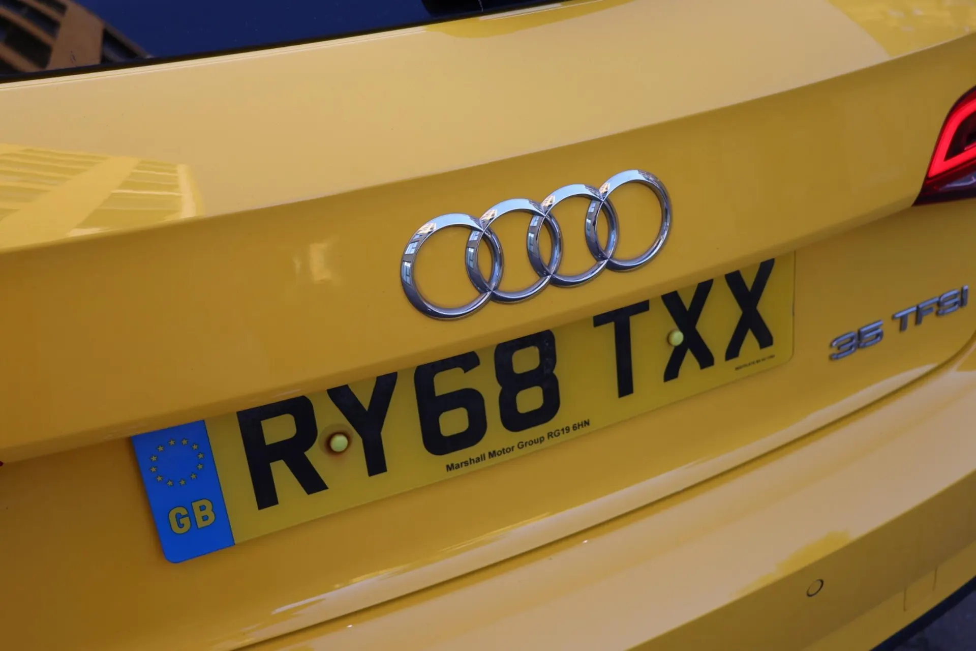 2019 Audi A3 1.5 TFSI CoD 35 Black Edition Sportback S Tronic Euro 6 (s/s) 5dr in Yellow — photo 36